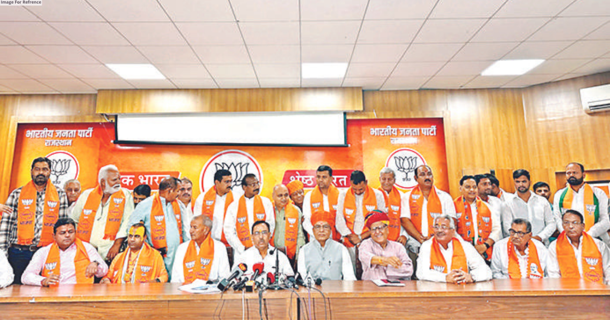 425, including 22 prominent leaders join Raj BJP on Sunday
